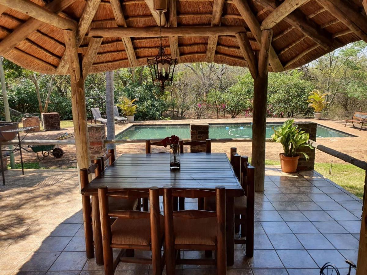 Hotel Tamboti House Malalane Esterno foto